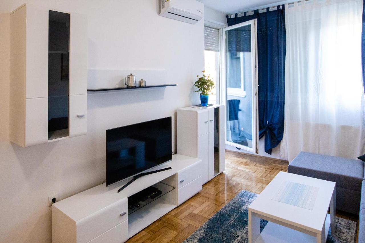 Apartmani 6M I M5 Zagabria Esterno foto