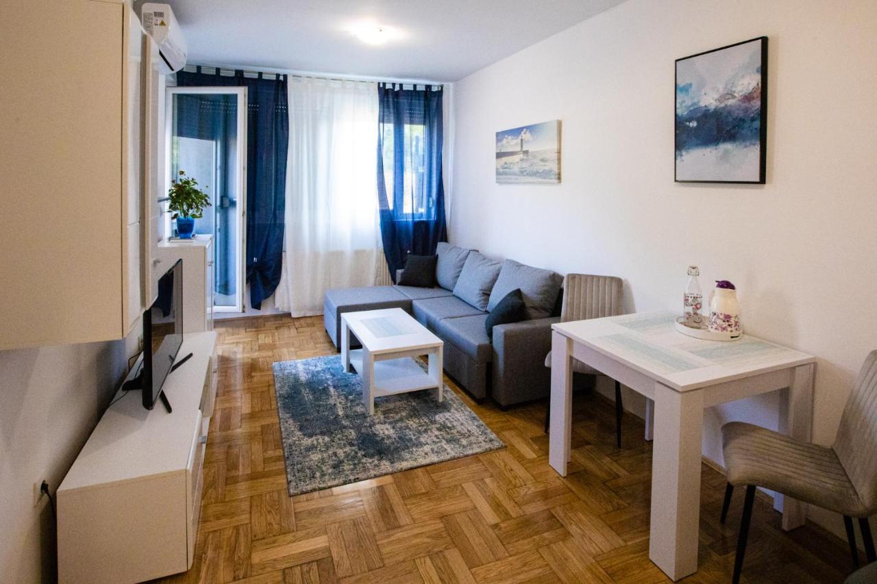 Apartmani 6M I M5 Zagabria Esterno foto
