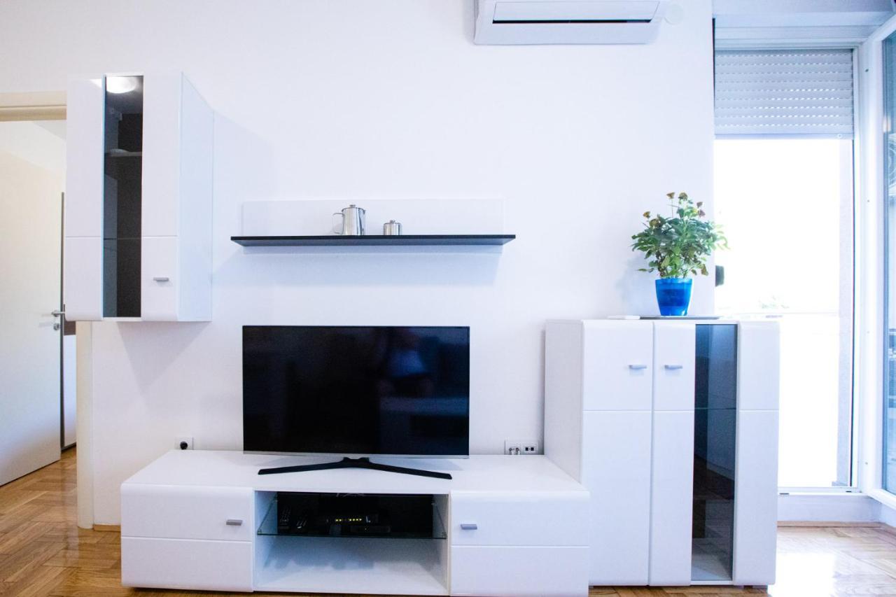 Apartmani 6M I M5 Zagabria Esterno foto